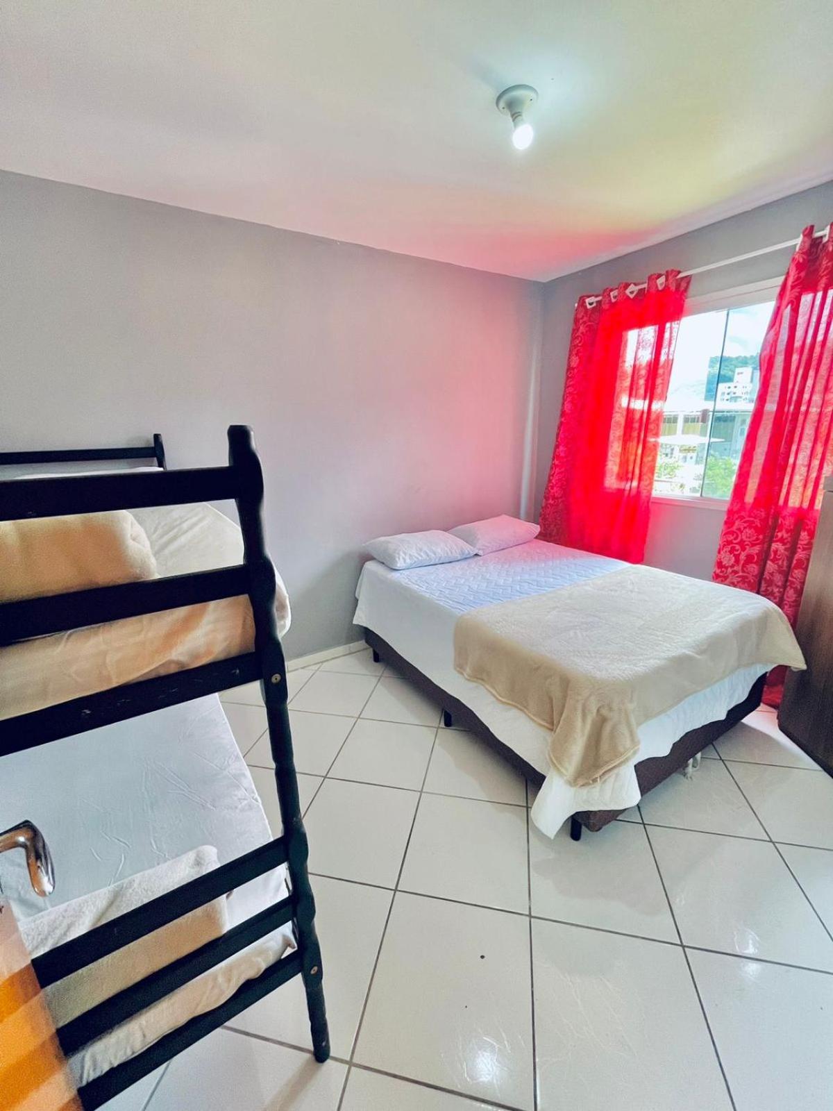 Apartamento Mar Vermelho Балнеаріу-Камборіу Екстер'єр фото